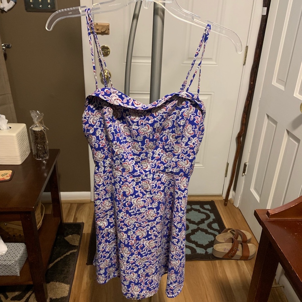 Women’s dress